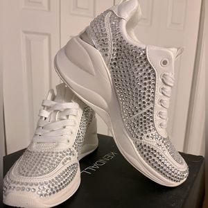 Never worn Aldo platform sneakers